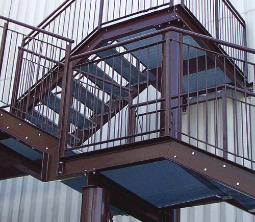Marche en acier galvanisé - ELECTRO-FORGED - Libra Industriale spa - antidérapante / en grille / préfabriquée