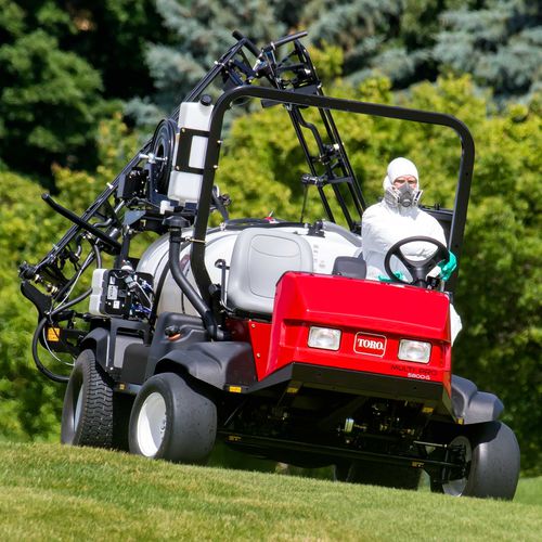 Pulvérisateur de jardin - 41394 - Toro Compan - monté sur tracteur