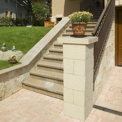 Bloc de béton creux - POBLET  - SAS PREFABRICADOS DE HORMIGON SA - pour pilier / à haute résistance / à emboîtement
