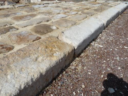 Bordure pour trottoir - bca materiaux anciens - de jardin / en basalte / en calcaire