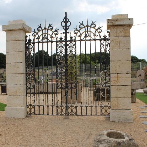 Portail battant - bca materiaux anciens - en fer forgé / grillagé / résidentiel