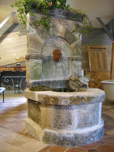 Fontaine de jardin - bca materiaux anciens - publique / en pierre / classique