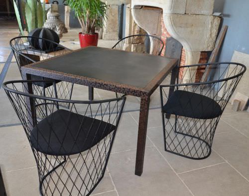 Ensemble table et chaises contemporain - bca materiaux anciens - d'extérieur / en métal / pour espace public