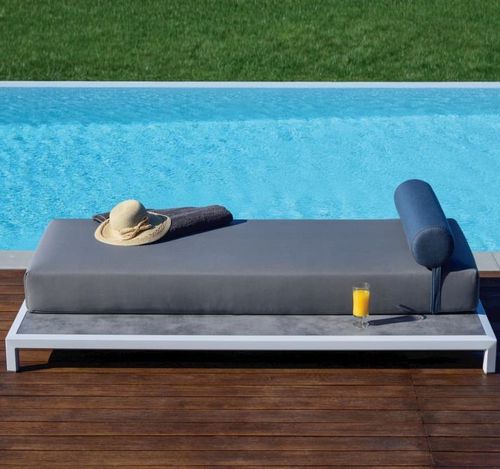 Bain de soleil contemporain - VICTUS - 10Deka - en tissu / en simili cuir / en HPL