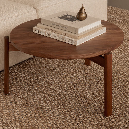 Table d'appoint contemporaine - PASSAGE - AUDO - en chêne / en noyer / avec piètement en bois massif