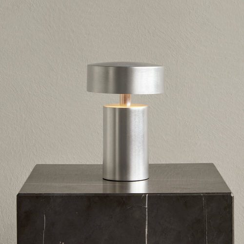 Lampe de table - COLUMN - AUDO - baladeuse / en aluminium anodisé / en ABS