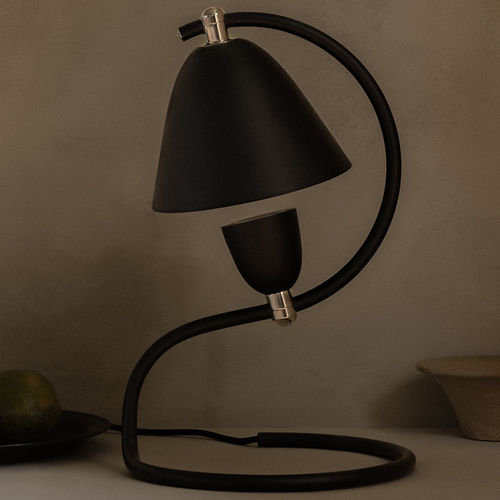 Lampe de table - KLAMPENBORG - AUDO - en aluminium / en laiton / en acier