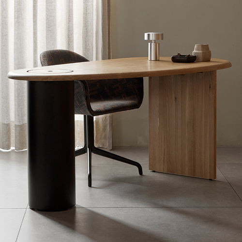 Bureau sur pied - THE ECLIPSE - AUDO - contemporain / en chêne / ovale
