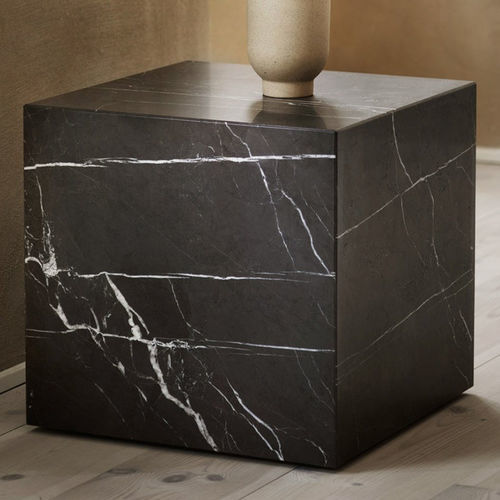Table d'appoint contemporaine - PLINTH - AUDO - en marbre / avec piètement en marbre / cube
