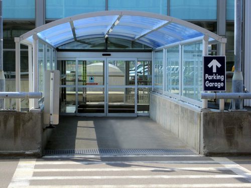Passage couvert pour espaces publics - WALKWAYS - Brasco International Inc.
