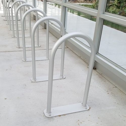Range-vélo au sol - CLASSIC HOOP - Brasco International Inc. - pour espace public / en aluminium / professionnel
