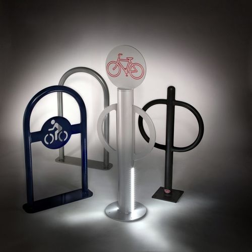 Range-vélo au sol - BR-P - Brasco International Inc. - double / avec éclairage à LED intégré / d'intérieur