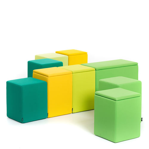 Pouf design Pop - THE BOX AND THE CUBE - LINA furniture - en tissu / en polyester / carré