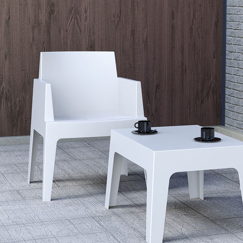 Chaise contemporaine - BOX - Siesta - d'extérieur / en polypropylène / avec piètement en polypropylène