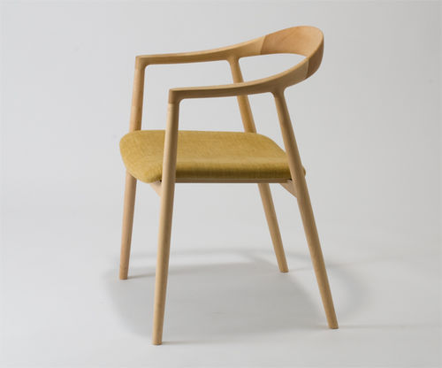Chaise contemporaine - HATA - Miyazaki Chair Factory - d'intérieur / bois / tapissée