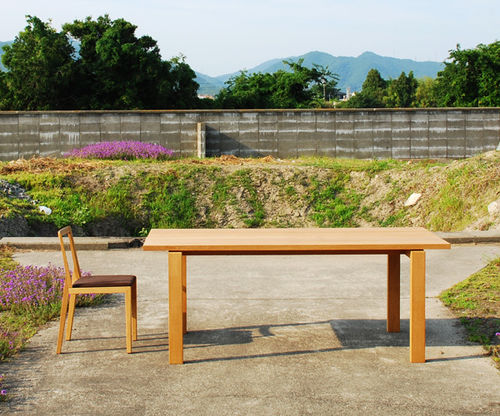 Table contemporaine - MI - Miyazaki Chair Factory - en bois / rectangulaire