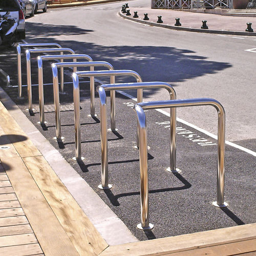 Range-vélo au sol - TRAM - URBAN-NT - pour espace public / en acier inoxydable / professionnel