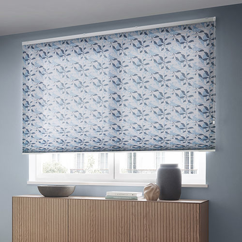 Store plissé - FREE-HANGING - Kadeco Sonnenschutzsysteme GmbH - pour fenêtre / en tissu / motorisé