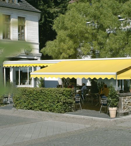Store banne autoportant - DUAL - Kadeco Sonnenschutzsysteme GmbH - coffre / motorisé / professionnel