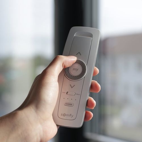 Contrôleur multi-applications smart - COMFORT - Kadeco Sonnenschutzsysteme GmbH