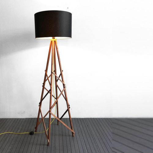 Lampe sur pied - KULA  - Paladim Handmade - en métal / en bois / contemporaine