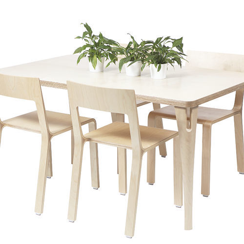 Table contemporaine - STILLET - Plycollection - en bois / en chêne / en noyer