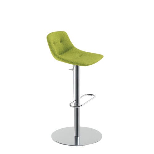 Tabouret de bar contemporain - FREE - Sesta - en tissu / avec repose-pieds / pivotant