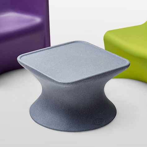 Table basse contemporaine - RYNO® - Pineapple - en polyéthylène / avec piètement en polyéthylène / carrée