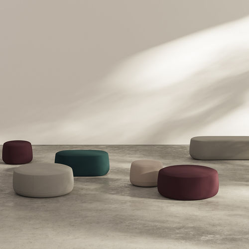 Pouf contemporain - MOLE - Omelette Editions - en tissu / rond / bleu