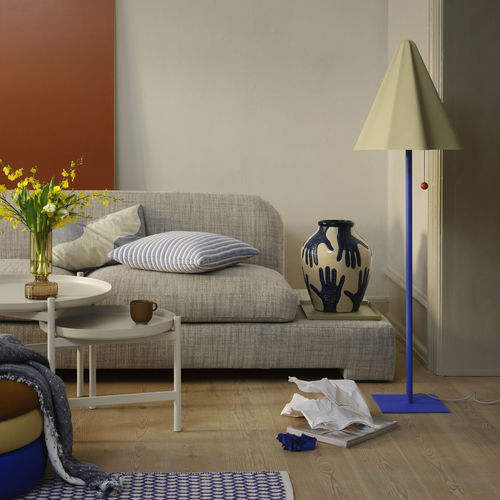 Lampe sur pied - SKIRT    - broste - en acier à revêtement par poudre / contemporaine / résidentielle