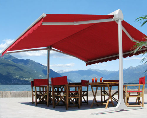 Store banne autoportant - LAVELERIA - motorisé / rouge