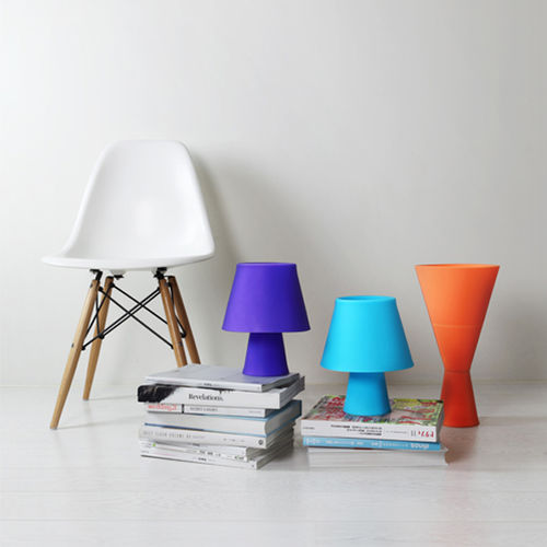 Lampe de bureau - NUMEN - Seeddesign - en silicone / contemporaine / d'intérieur
