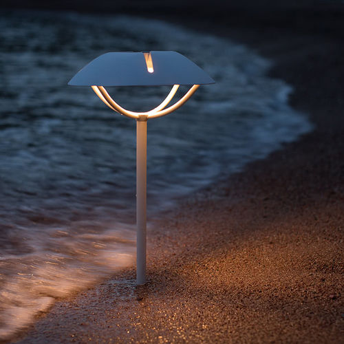 Lampe sur pied - PARABOLE - Maiori - en aluminium / contemporaine / solaire