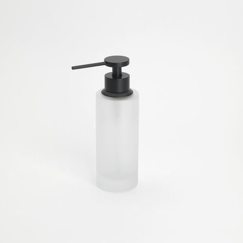 Distributeur de savon pour hôtel - SATIN MINI: BLACK - Klomfar GmbH - pour établissement public / résidentiel / à poser