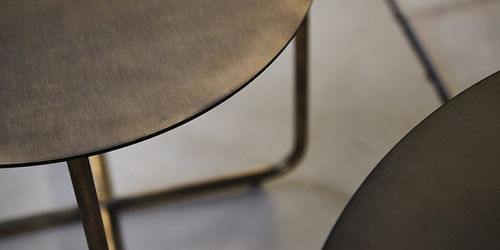 Table d'appoint contemporaine - SIMPLY - Indesign Living - en métal / ronde / résidentielle