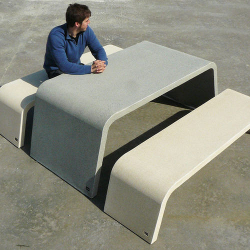 Table contemporaine - Mimetic - Durbanis - en béton / avec piètement en béton / rectangulaire