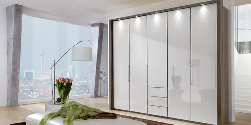 Armoire contemporaine - LOFT  - Wiemann - en bois / à portes battantes / à tiroir