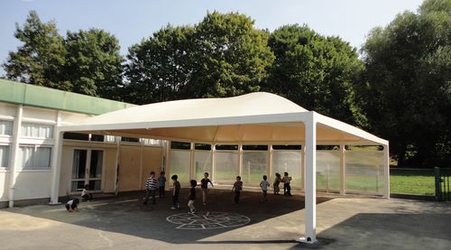 Structure tendue sur ossature métallique - GROUP - Texabri - avec membrane en pvc / pour aire de jeux / pour école