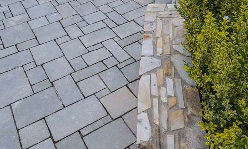 Pavé en ardoise - KAVALAS HAND CUT - Akrolithos S.A. - perméable