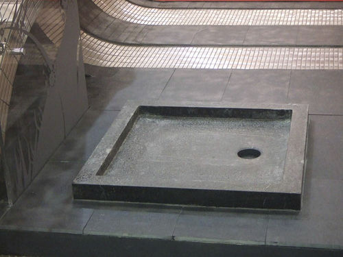 Bac à douche carré - Akrolithos S.A. - en pierre