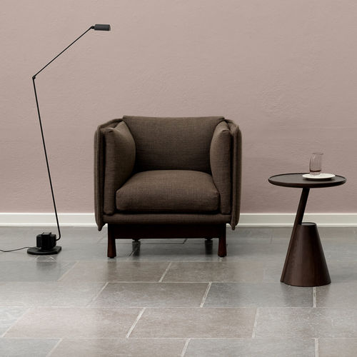 Fauteuil club contemporain - KITE - Wendelbo - en cuir / en bois massif / en MDF