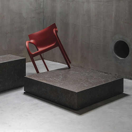 Table basse contemporaine - EDGE L ATLANTIC BLUE LIMESTONE - MAAMI HOME - en marbre / en pierre calcaire / avec piètement en marbre
