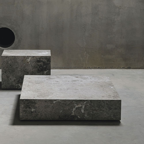 Table basse contemporaine - EDGE L TUNDRA GREY - MAAMI HOME - en marbre / avec piètement en marbre / carrée