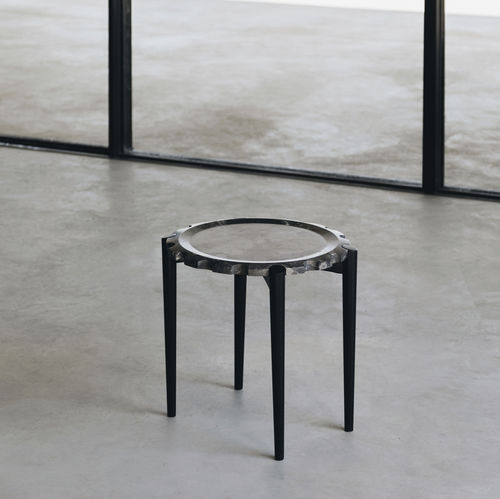 Table d'appoint contemporaine - CLOCK S GRIS ALVITO - MAAMI HOME - en marbre / avec piètement en chêne / avec piètement en bois massif