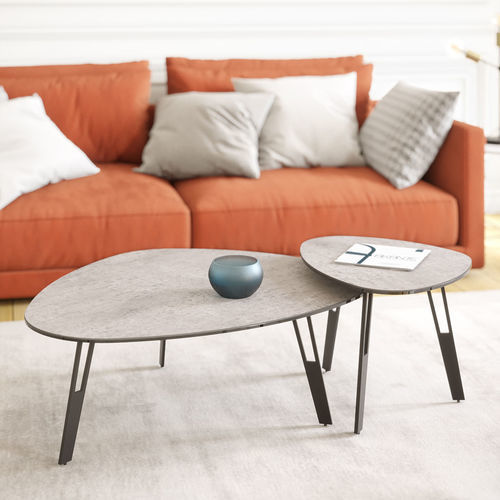 Table basse contemporaine - GALET - AKANTE - en céramique / avec piètement en acier laqué / ovale