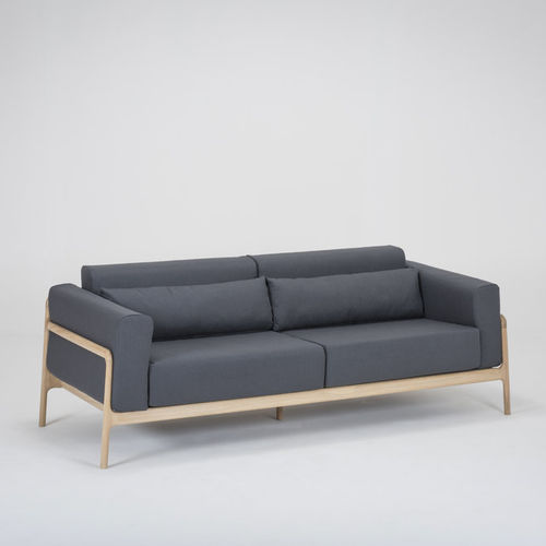 Canapé contemporain - FAWN - Gazzda - en tissu / en cuir / en chêne