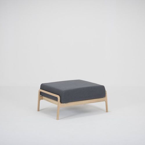 Repose-pied contemporain - FAWN - Gazzda - en tissu / en cuir / en chêne