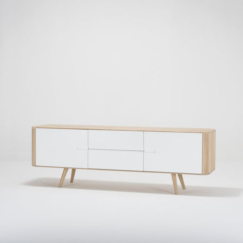 Buffet contemporain - ENA - Gazzda - en chêne / en MDF