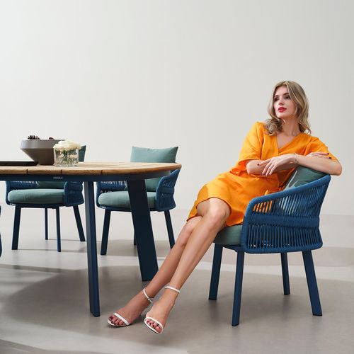 Chaise de salle à manger contemporaine - AIO - Higold - d'extérieur / en Sunbrella® / avec piètement en aluminium