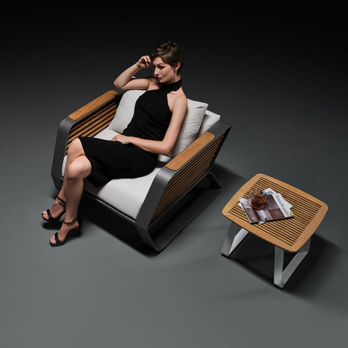Table d'appoint contemporaine - WING - Higold - en teck / avec piètement en aluminium / carrée